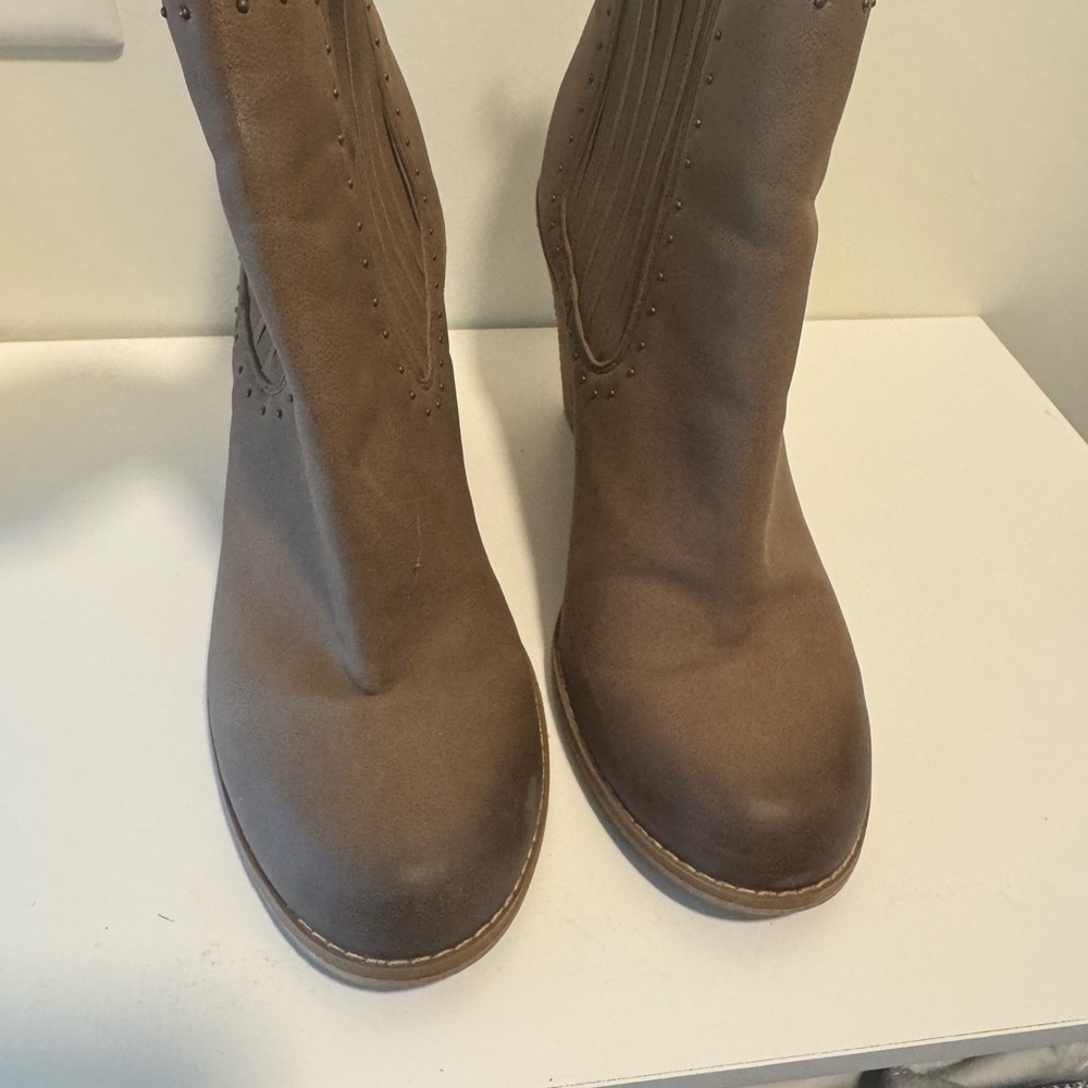 Melrose and Market Brown Ankle Boots